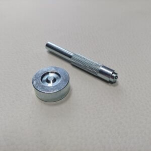Hand installation tool for "Standard" snap fasteners