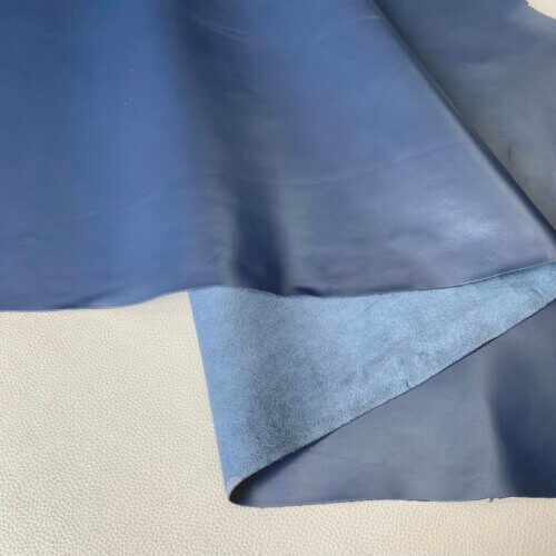 Haberdashery/shoes leather - dark blue, soft, light shiny 1,4mm - Image 3