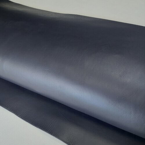 Vegetable tanned leather for belt – Dark blue, soft, 3,4mm, 132dm2 - Image 3