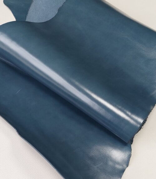 Vegetable tanned leather - Blue, medium rigid, "Polos" 1,8mm, 137x40cm - Image 2
