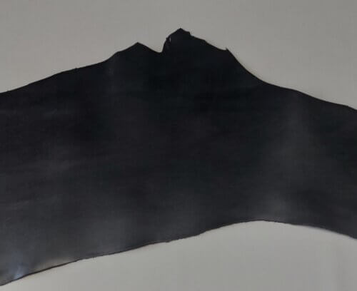 Vegetable tanned leather - Black, soft, "Polos" 2,0mm, 200x40cm - Image 3