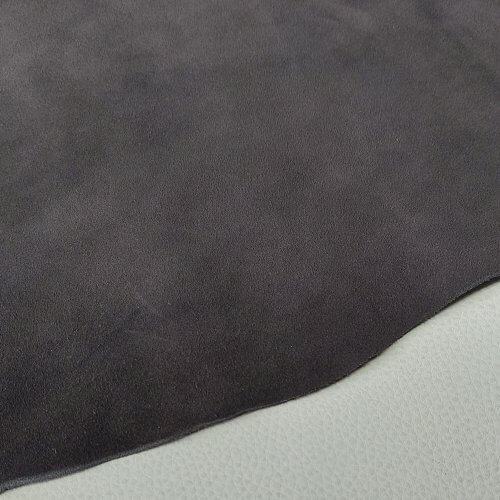 Galanterinė oda - Tamsiai ruda, zomšas, vidut. kietumo, 1,6mm, 105x55cm - Image 3