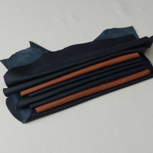 Atraižų komplektas (Juodų/Rudų automobilinių su faktūra odų MIX), 1kg - Nr. 4996